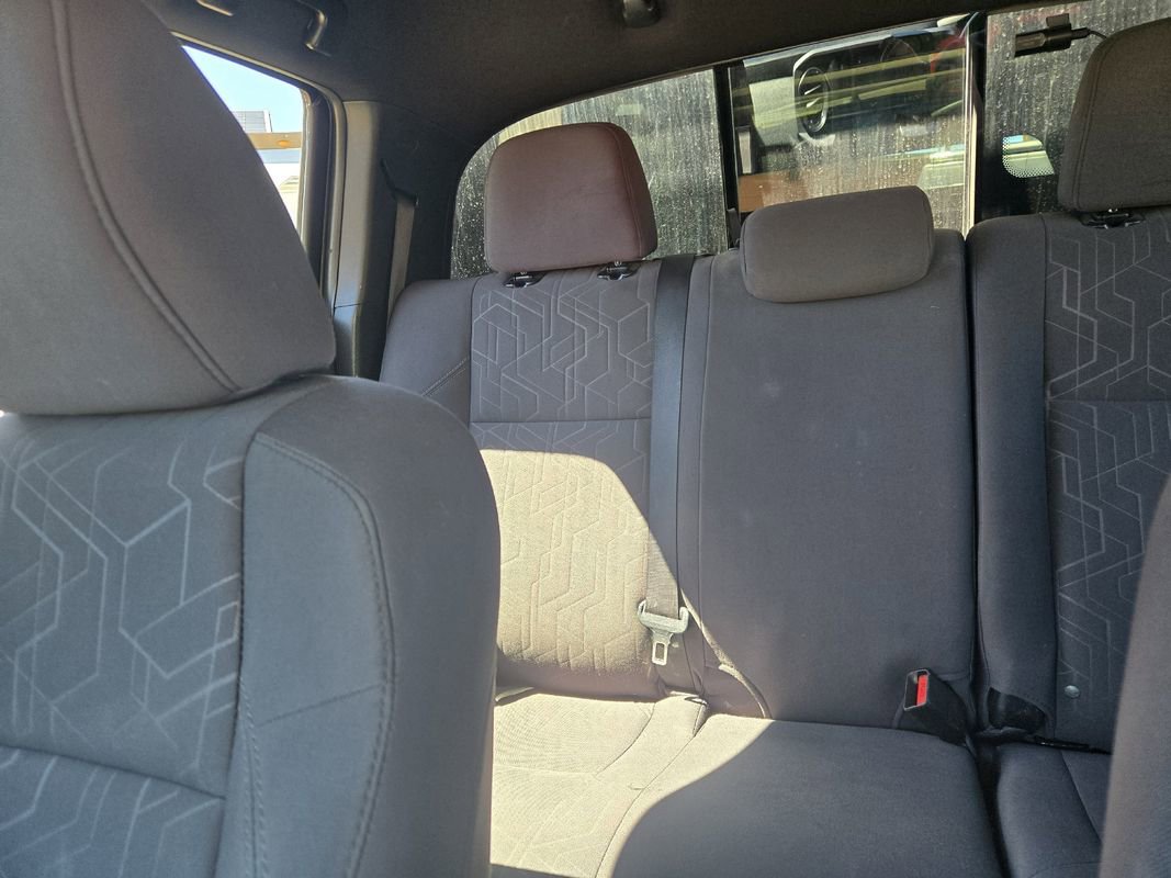 Used 2018 Toyota Tacoma TRD Sport w/ Technology Package AWD/4WD image 30