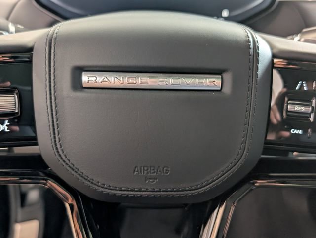 Used 2024 Land Rover Range Rover Sport Dynamic SE image 33