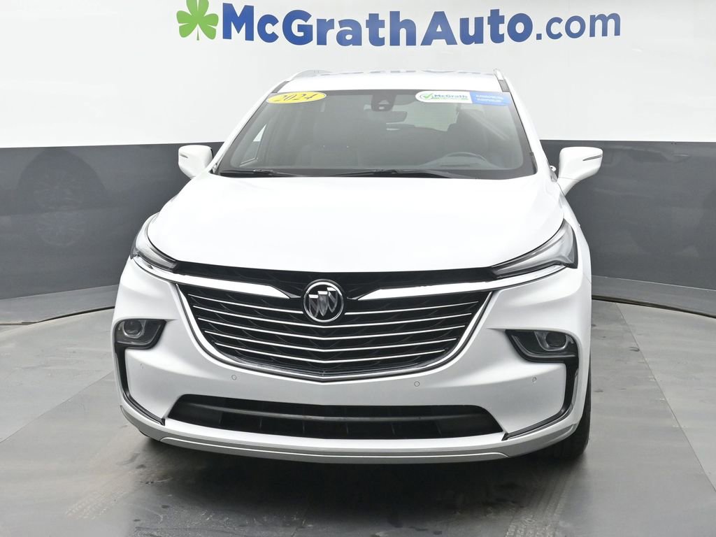 Used 2024 Buick Enclave Premium image 5