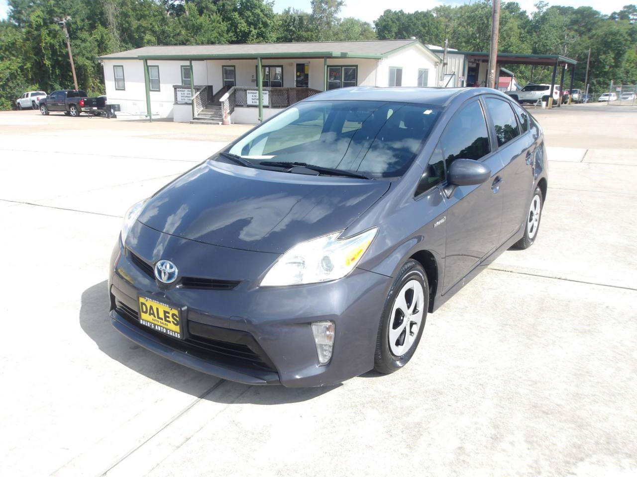 Used 2015 Toyota Prius Three FWD image 2