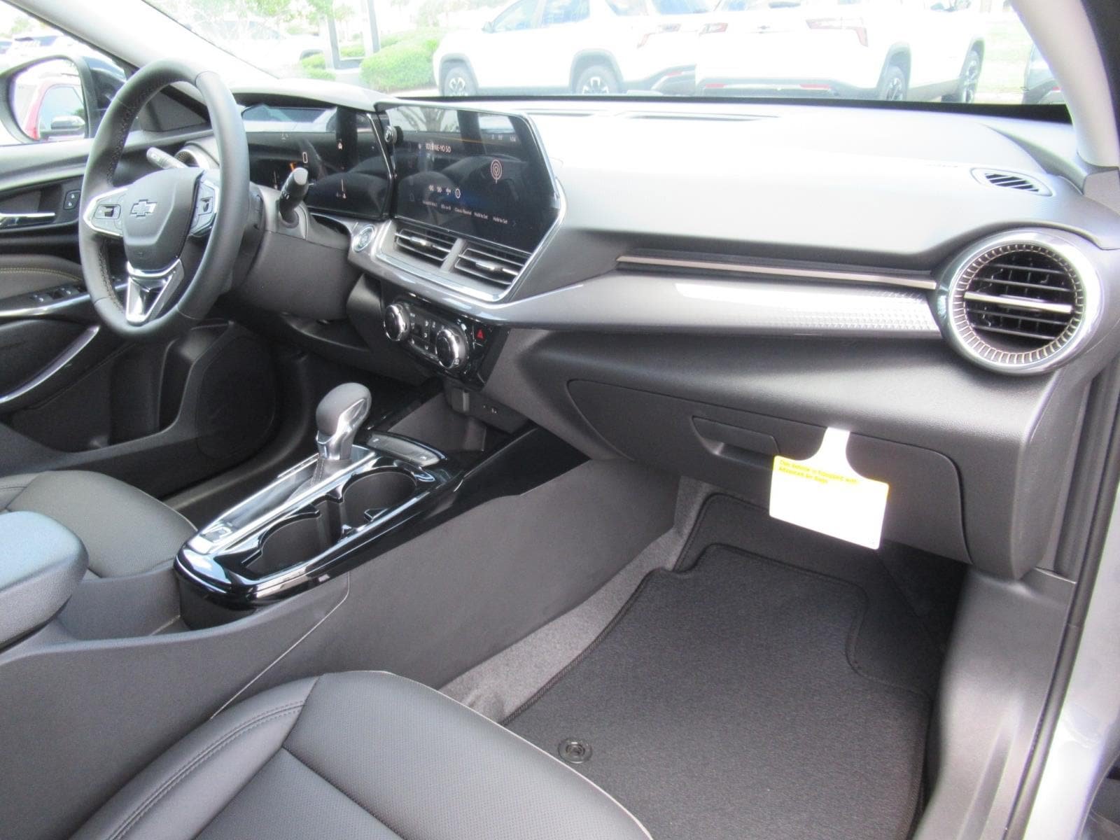 New 2026 Chevrolet Trax ACTIV w/ Driver Confidence Package FWD image 11