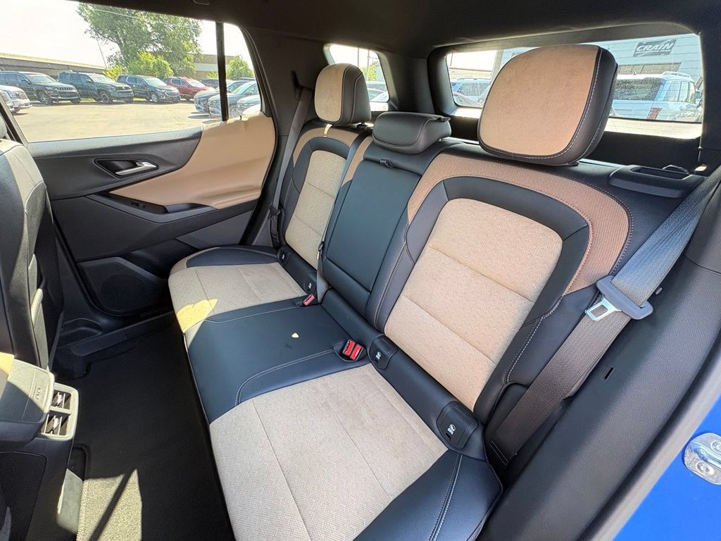Used 2025 Chevrolet Equinox ACTIV FWD image 26