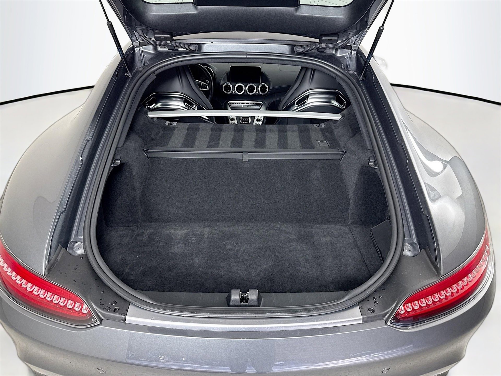 Used 2018 Mercedes-Benz AMG GT S image 24