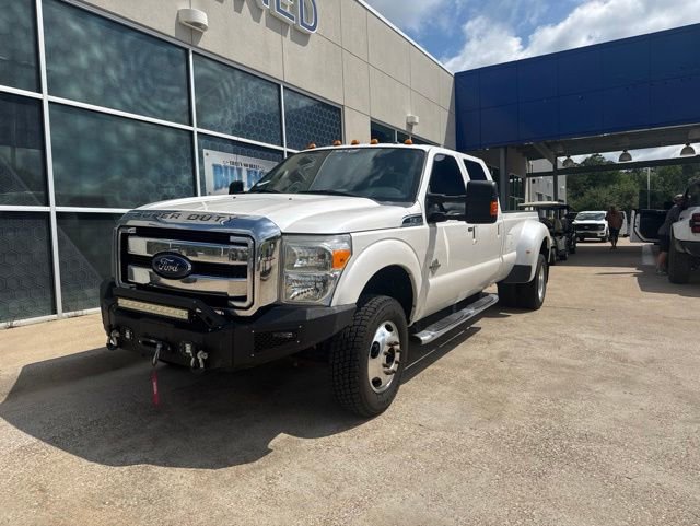 Used 2016 Ford F350 Lariat w/ Lariat Ultimate Package AWD/4WD image 2