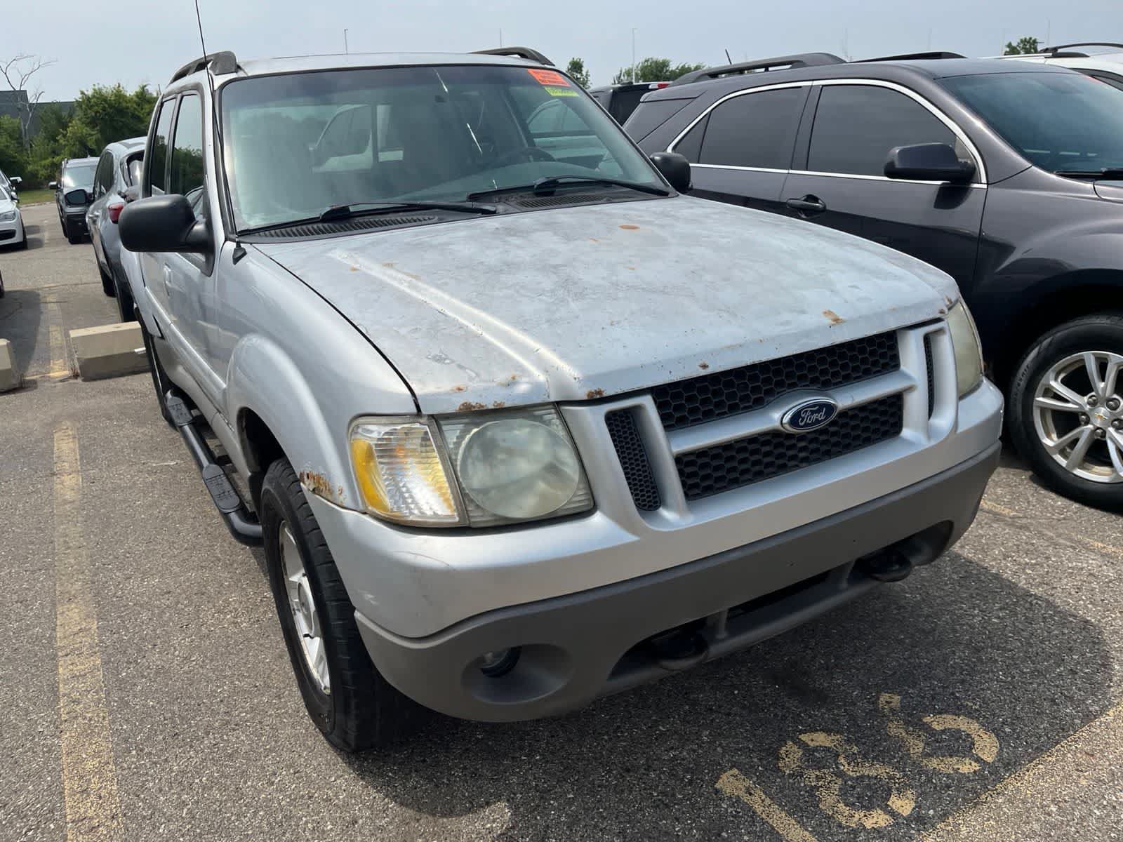 Used 2001 Ford Explorer Sport Trac 4x4 image 24