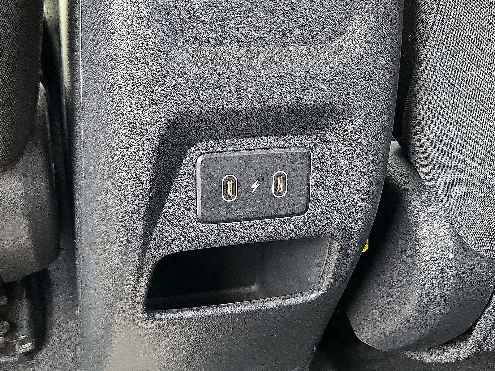 Used 2025 Hyundai Venue SEL FWD image 14