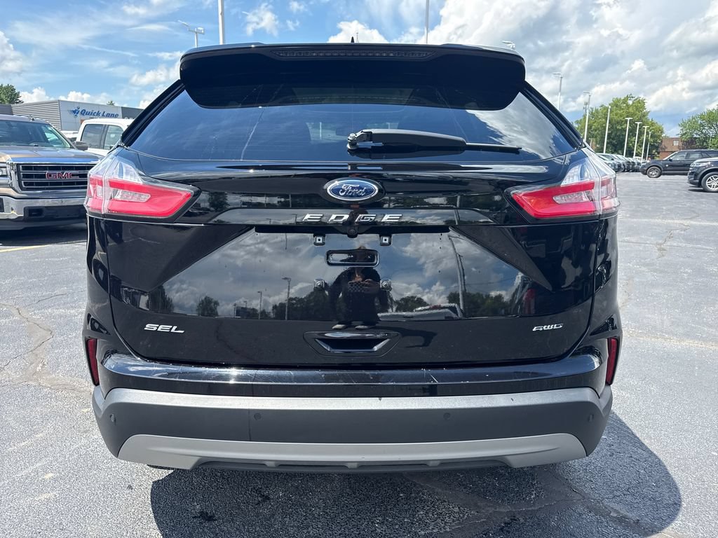 Used 2024 Ford Edge SEL w/ Convenience Package AWD/4WD image 8