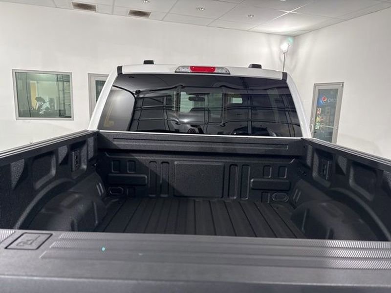 Used 2024 Ford F150 King Ranch w/ FX4 Off-Road Package image 9