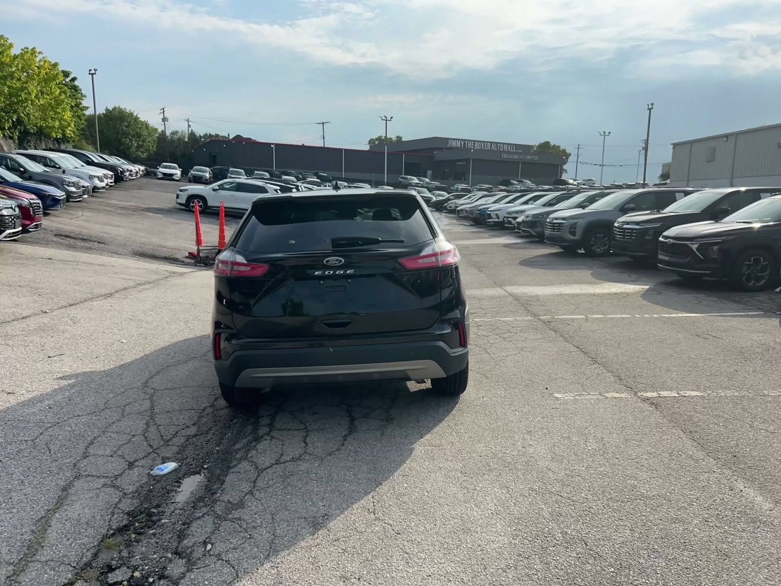 Used 2023 Ford Edge SEL AWD/4WD image 12