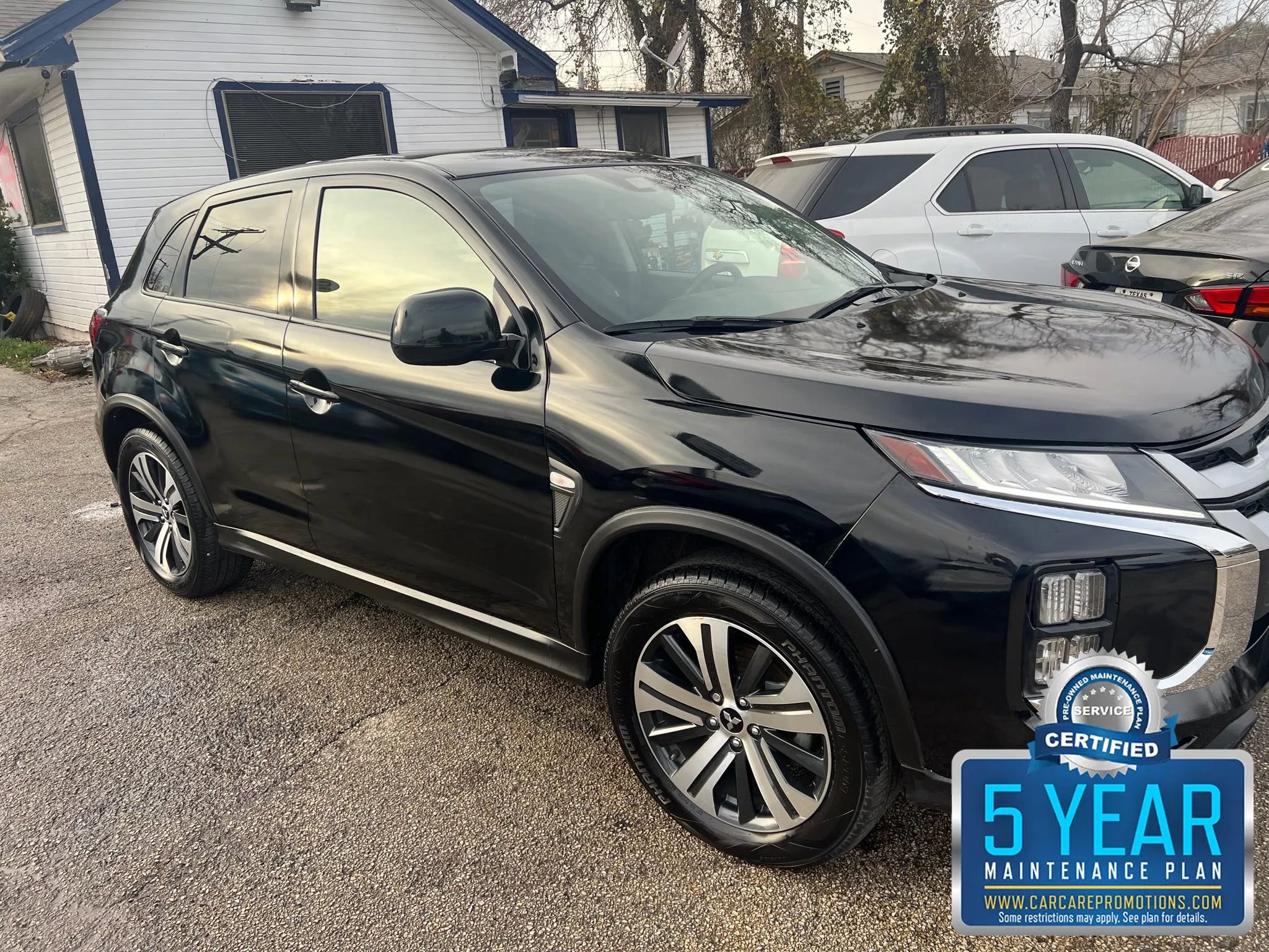 Used 2023 Mitsubishi Outlander Sport ES AWD/4WD image 1