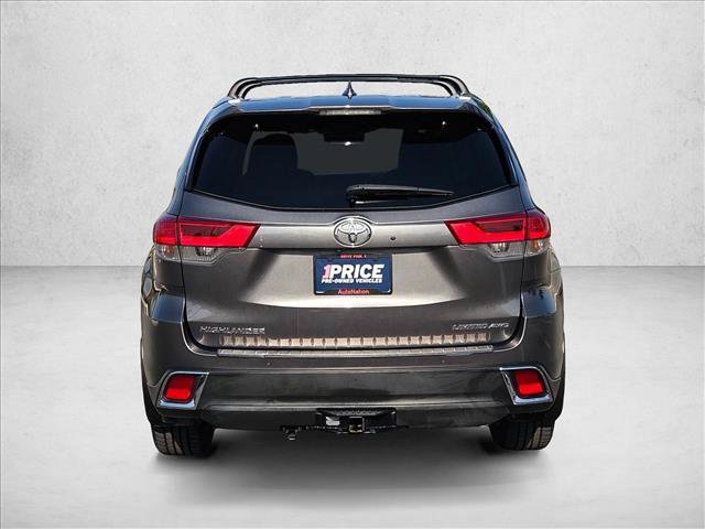 Used 2017 Toyota Highlander Limited Platinum AWD/4WD image 7