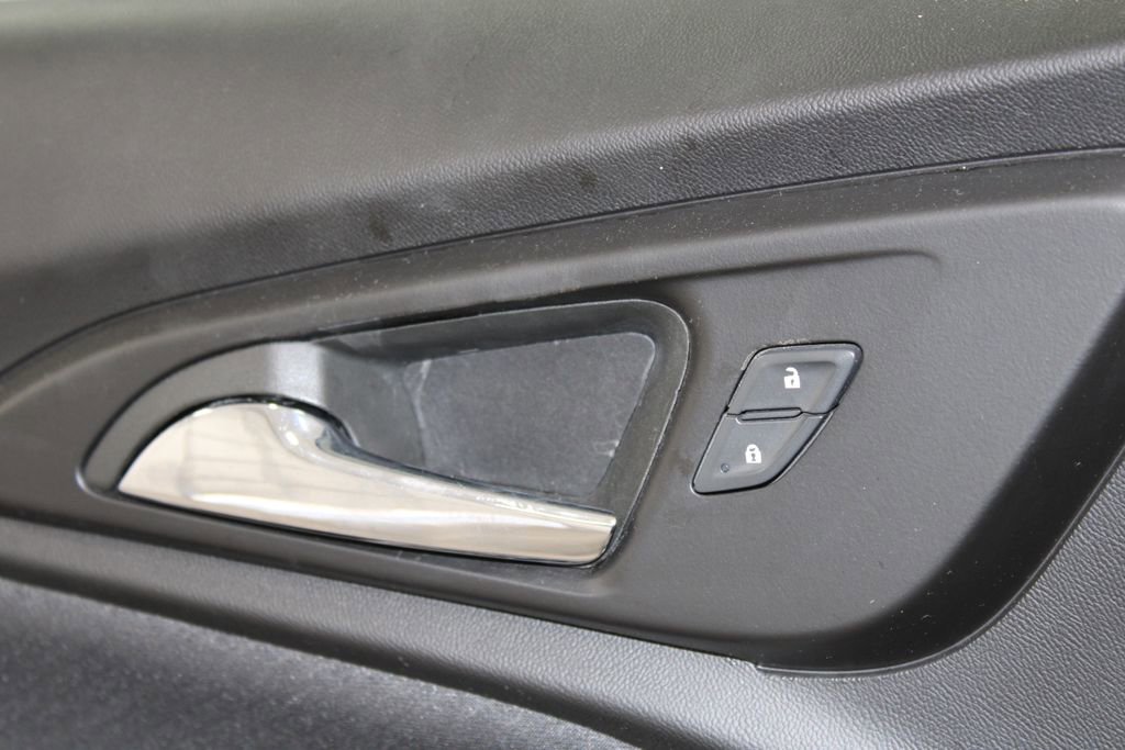 Used 2023 Chevrolet Malibu LT image 22