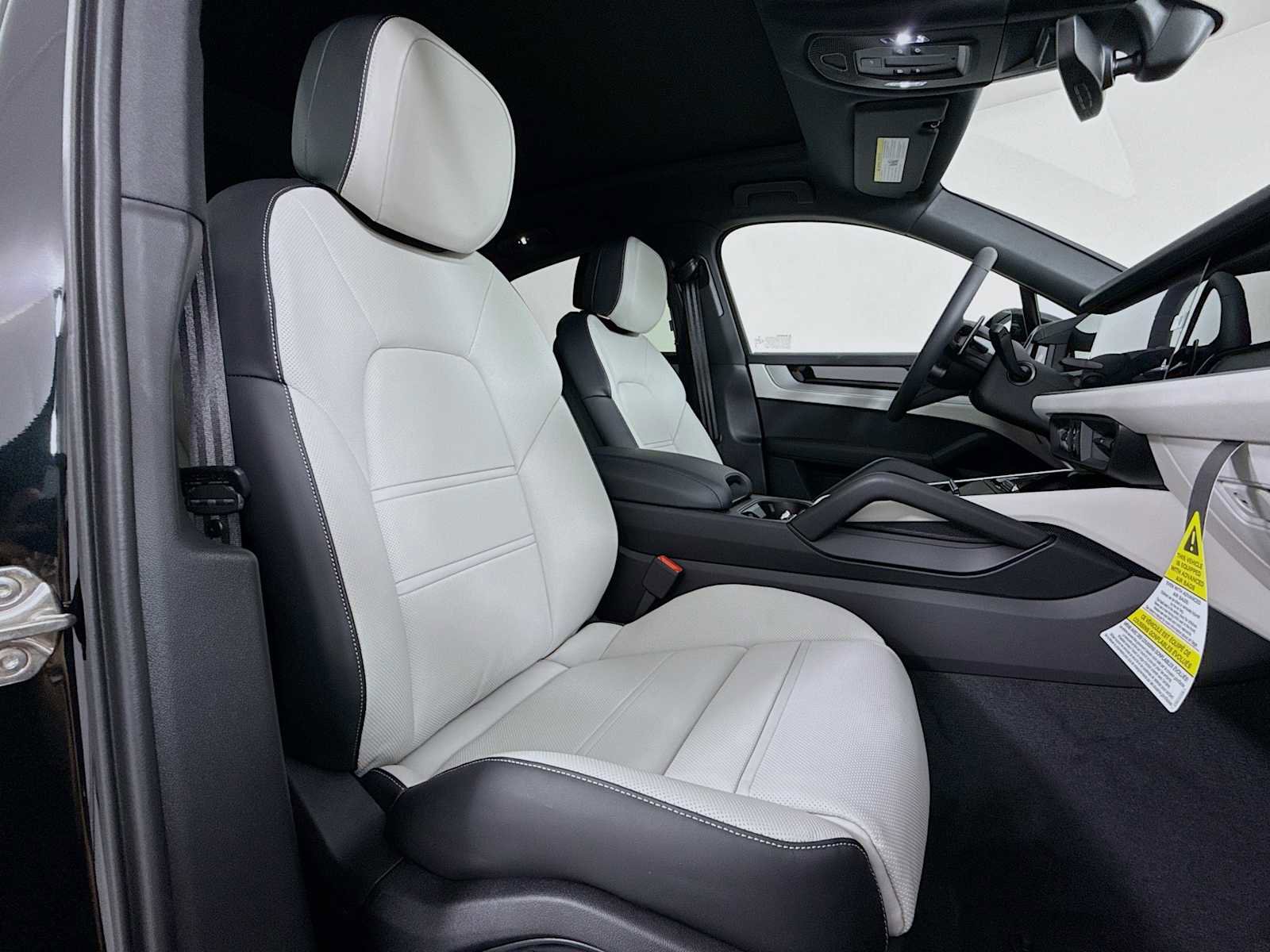 New 2026 Porsche Cayenne Coupe image 30