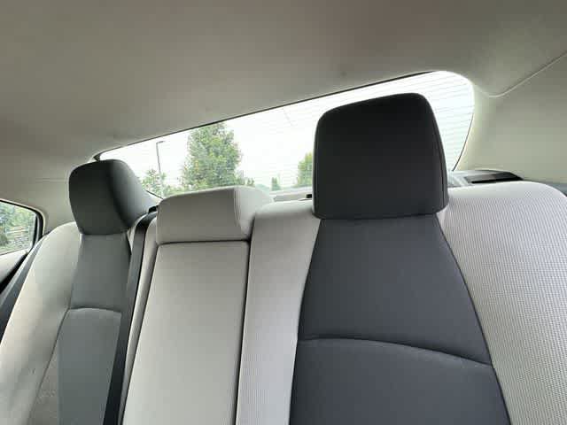 Used 2022 Toyota Corolla LE FWD image 15