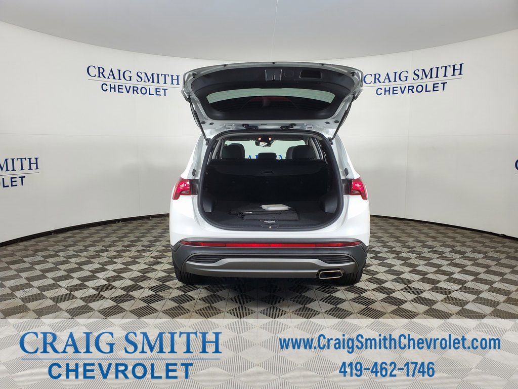 Used 2023 Hyundai Santa Fe SE image 16