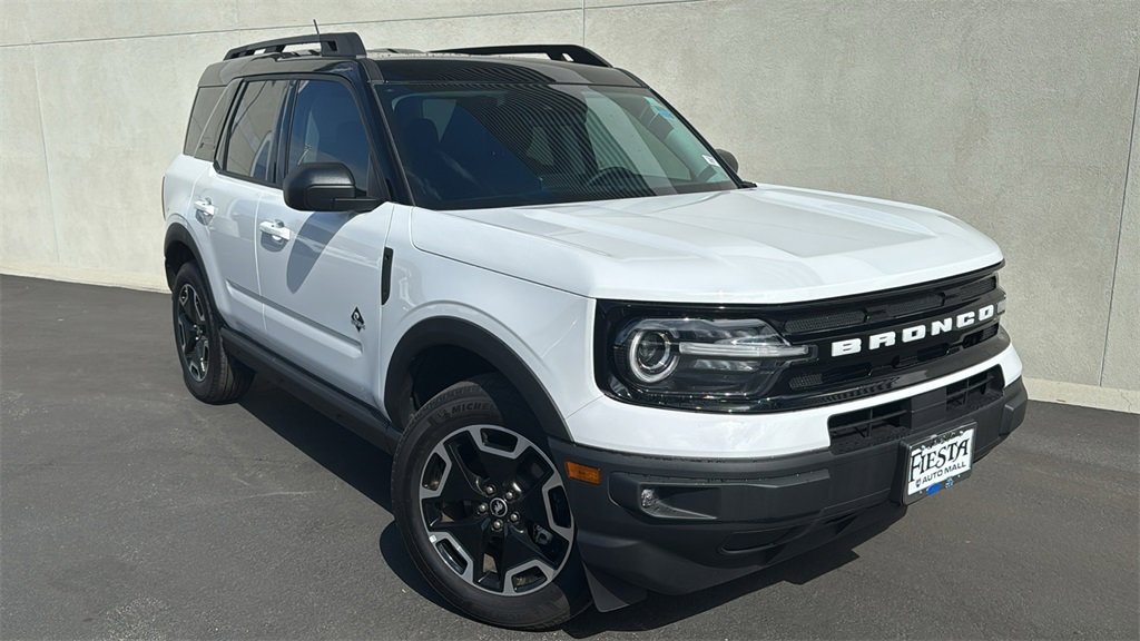 Certified 2024 Ford Bronco Sport Outer Banks w/ Tech Package video 1