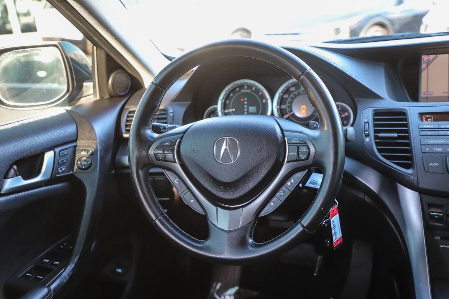 Used 2013 Acura TSX w/ Technology Package FWD image 17