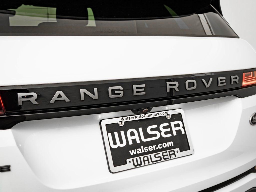 Used 2023 Land Rover Range Rover Evoque R-Dynamic SE image 9