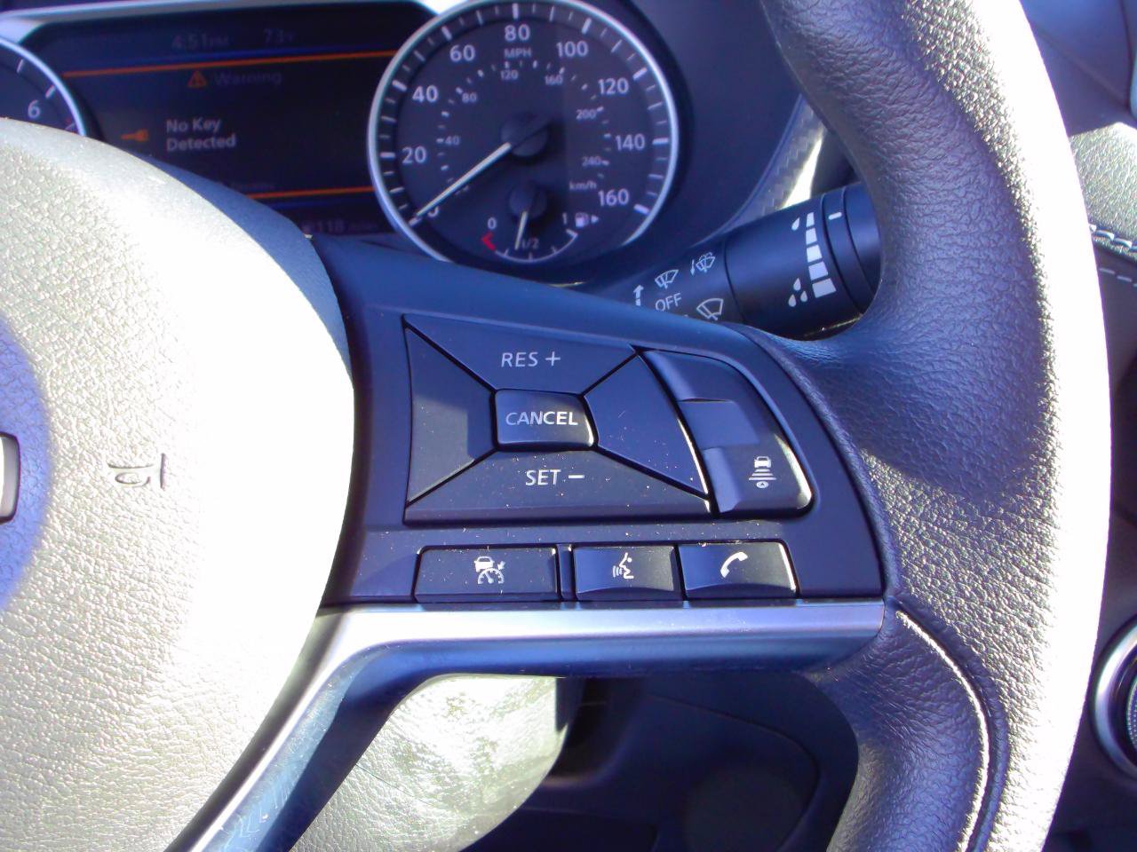 Used 2025 Nissan Sentra SV FWD image 18