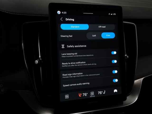 Used 2026 Volvo XC90 B6 Ultra w/ Protection Package image 27