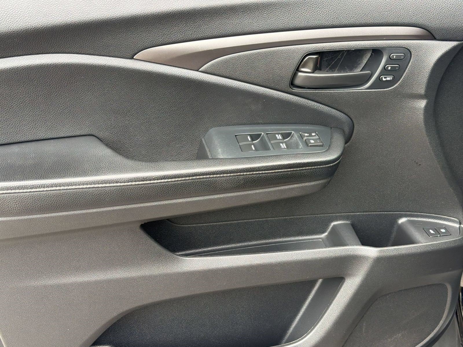 Used 2022 Honda Passport EX-L image 14