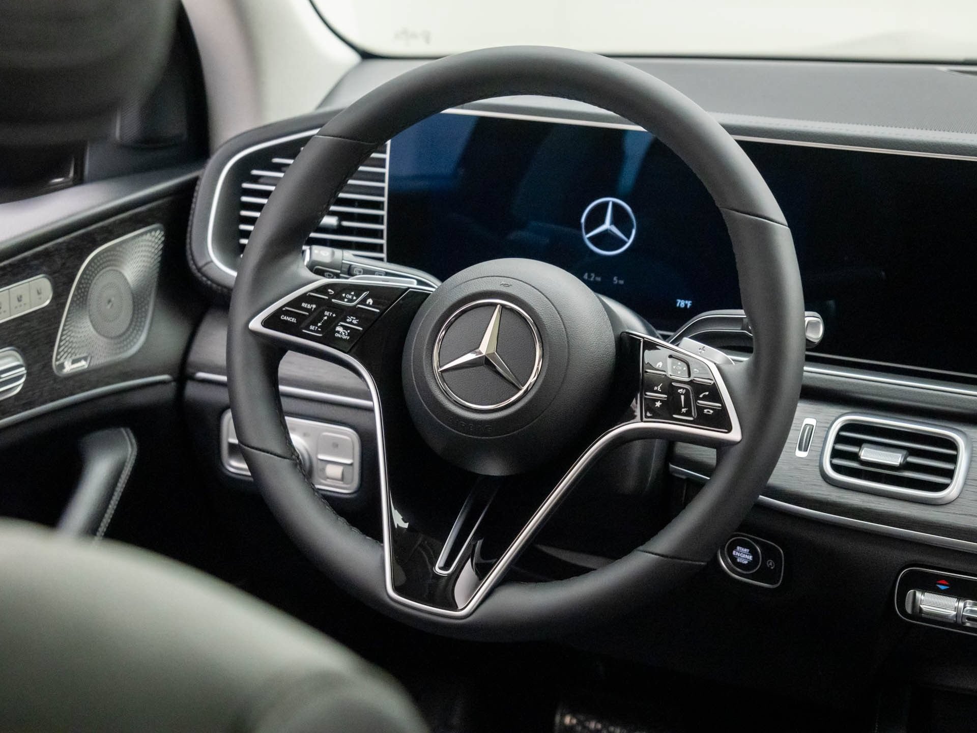New 2026 Mercedes-Benz GLS 450 4MATIC image 10