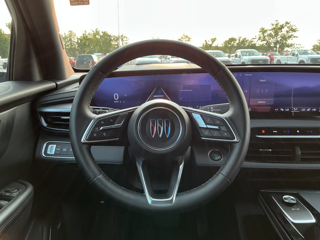 Used 2025 Buick Enclave Preferred FWD image 23