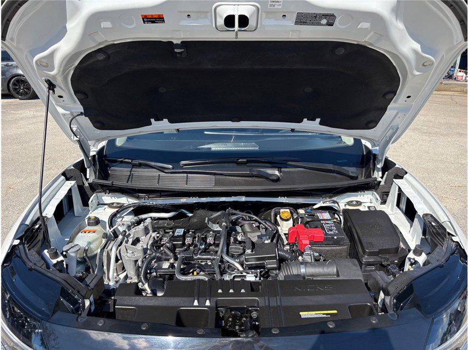 Used 2025 Nissan Kicks SV image 40