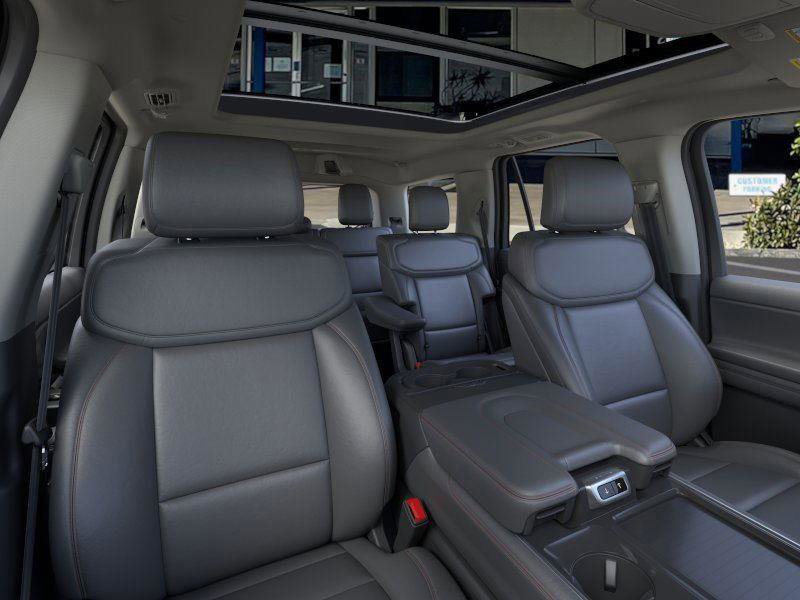 New 2025 Ford Expedition Active image 10