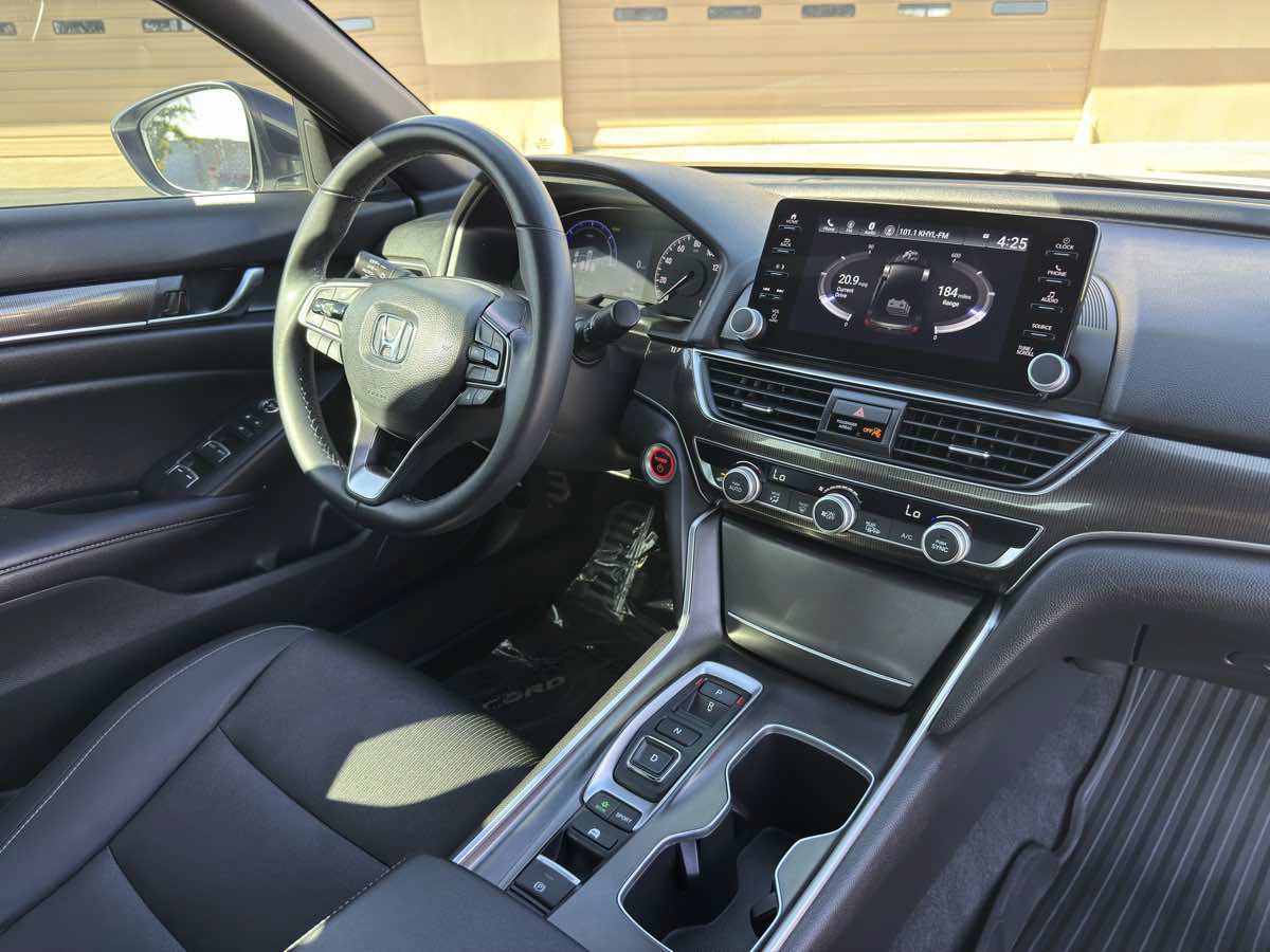 Used 2022 Honda Accord Sport image 18