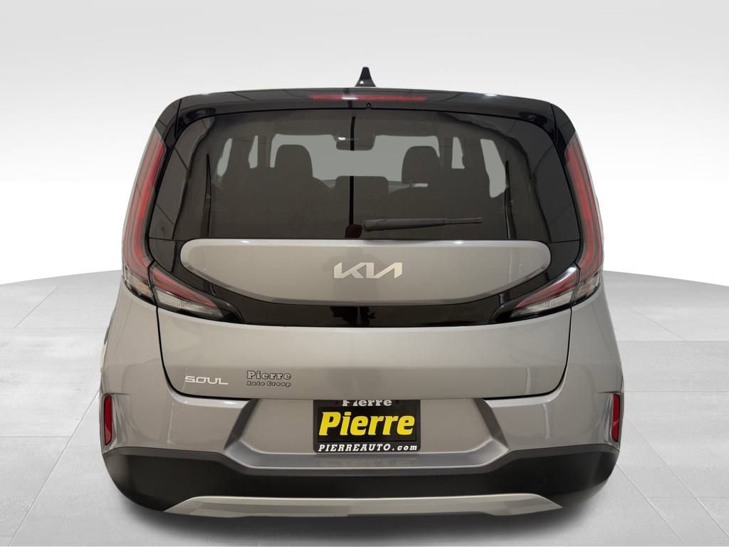 Used 2023 Kia Soul LX w/ Option Group 015 image 3