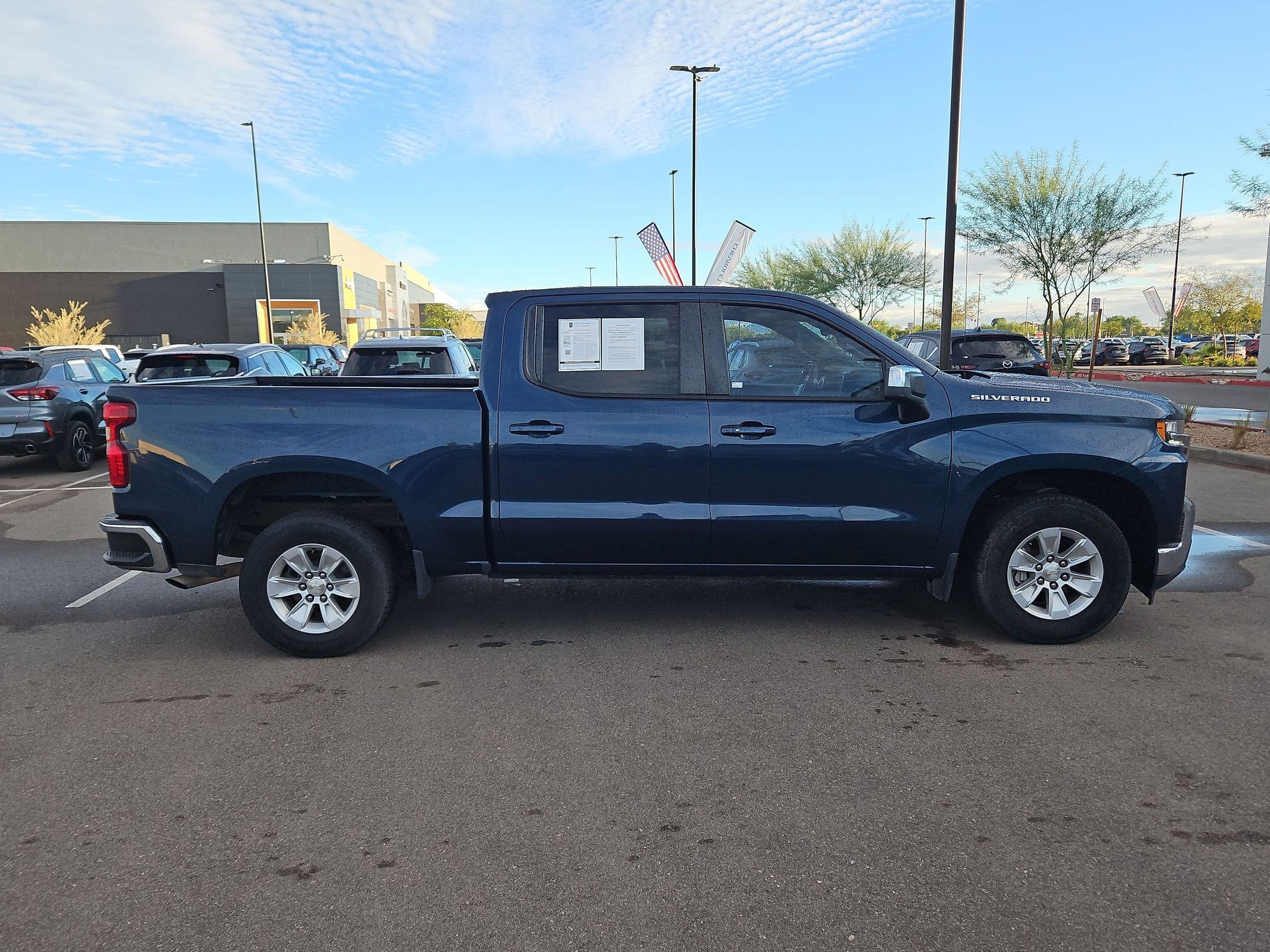 Certified 2022 Chevrolet Silverado 1500 LT RWD image 6