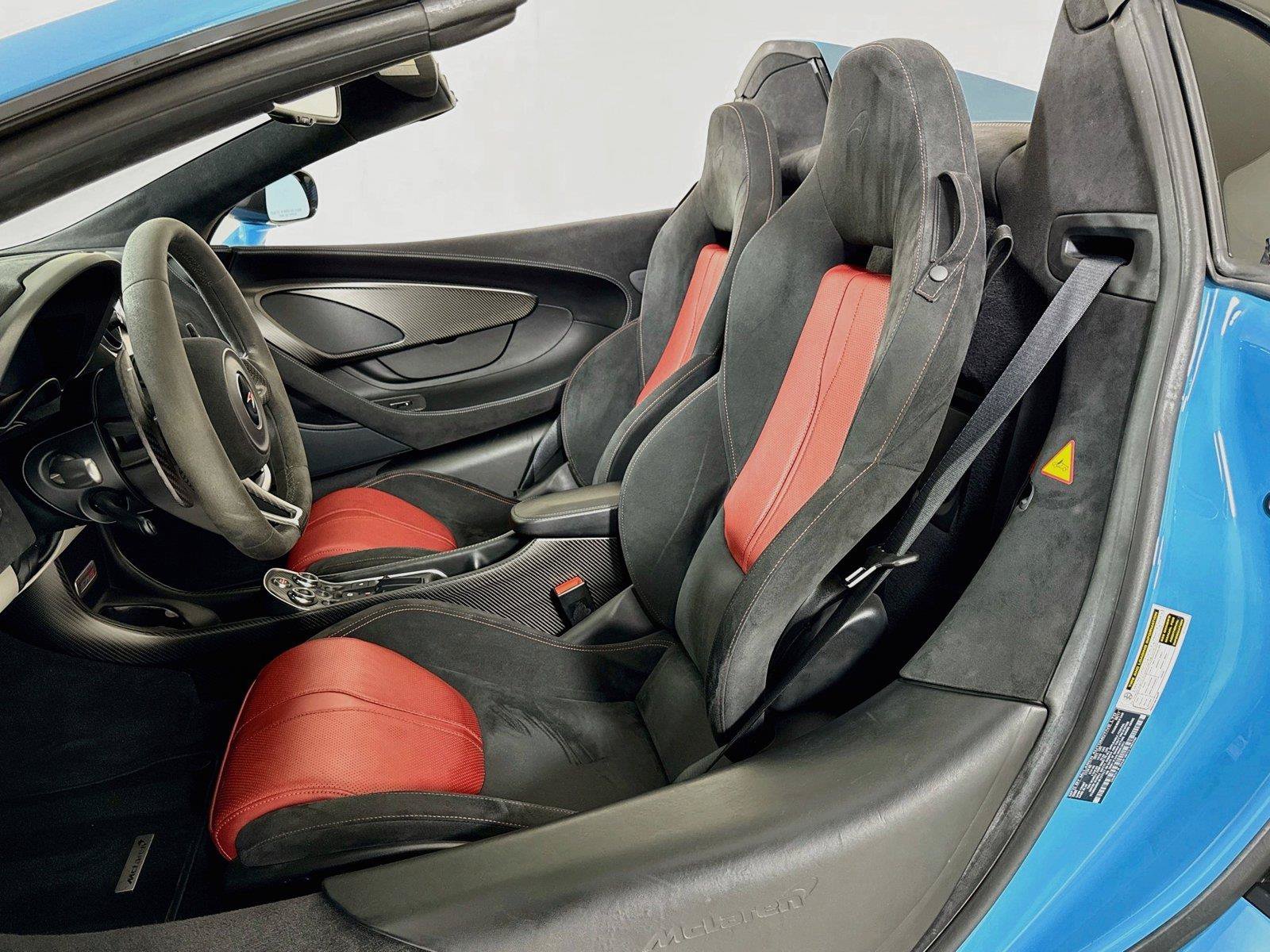 Used 2018 McLaren 570S Spider RWD image 13