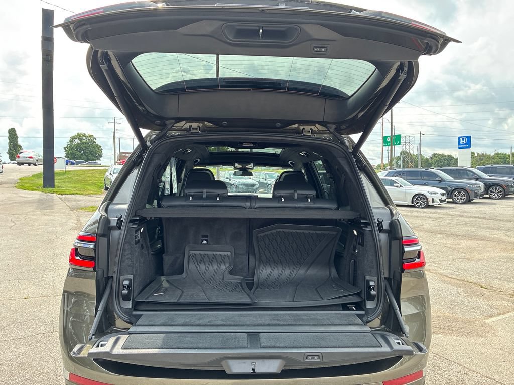 Used 2026 BMW X7 xDrive40i AWD/4WD image 22