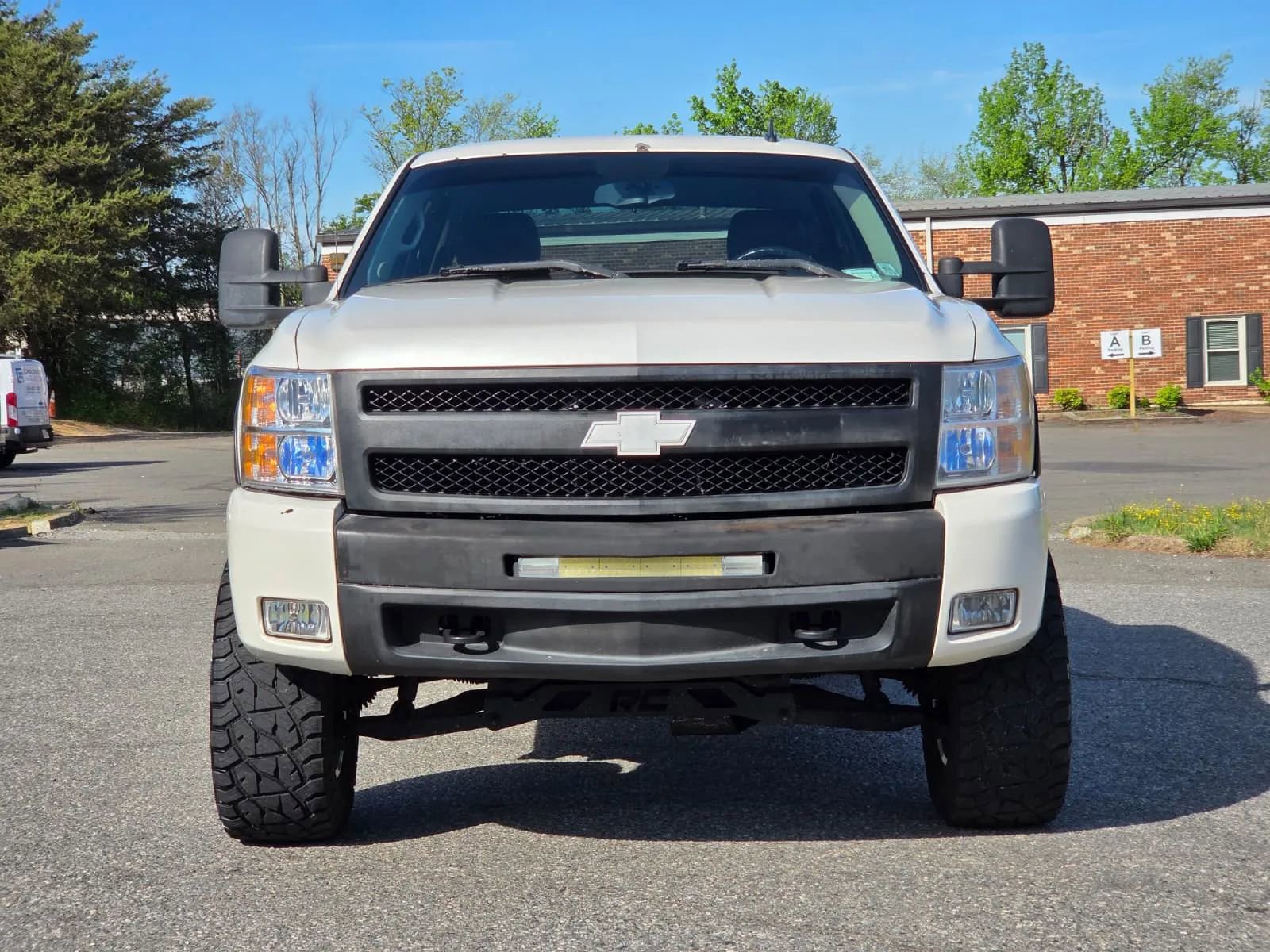 Used 2011 Chevrolet Silverado 1500 LT w/ All-Star Edition AWD/4WD image 6