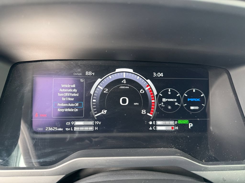 Used 2025 Toyota Sequoia Platinum AWD/4WD image 17