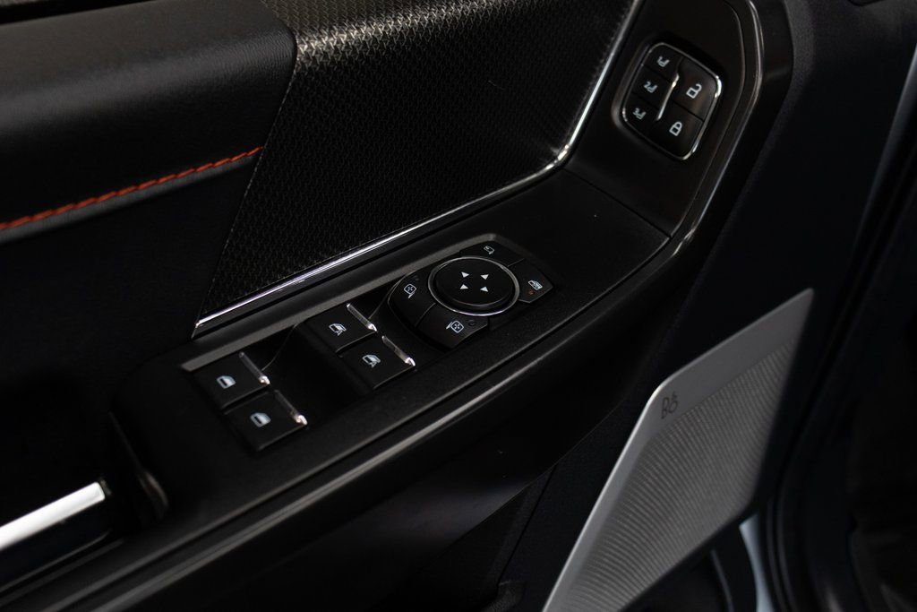 Used 2025 Ford F150 Raptor image 18