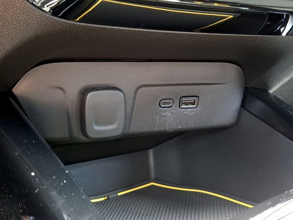 Certified 2025 Chevrolet Trax ACTIV w/ Driver Confidence Package FWD image 23