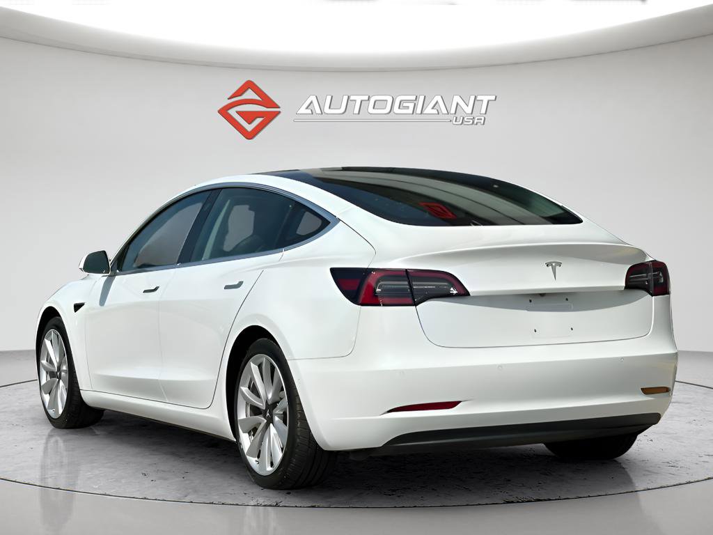 Used 2018 Tesla Model 3 Mid Range image 9