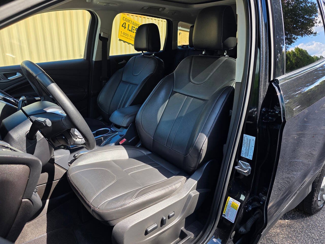 Used 2013 Ford Escape Titanium w/ Parking Technology Pkg AWD/4WD image 14