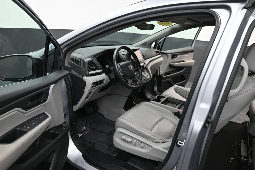 Used 2024 Honda Odyssey EX-L image 11