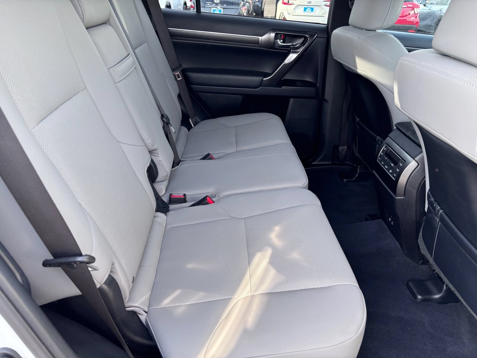 Used 2023 Lexus GX 460 w/ Black Line Special Edition AWD/4WD image 11