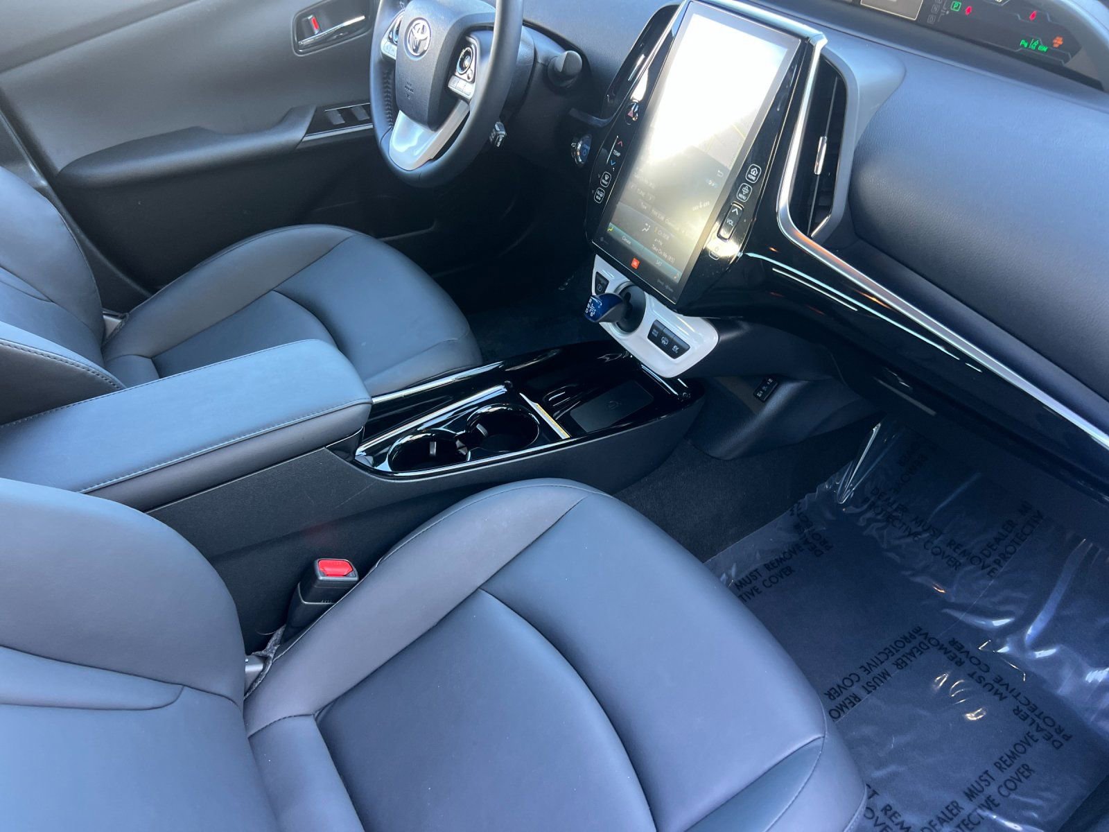 Used 2019 Toyota Prius Prime Advanced FWD image 16