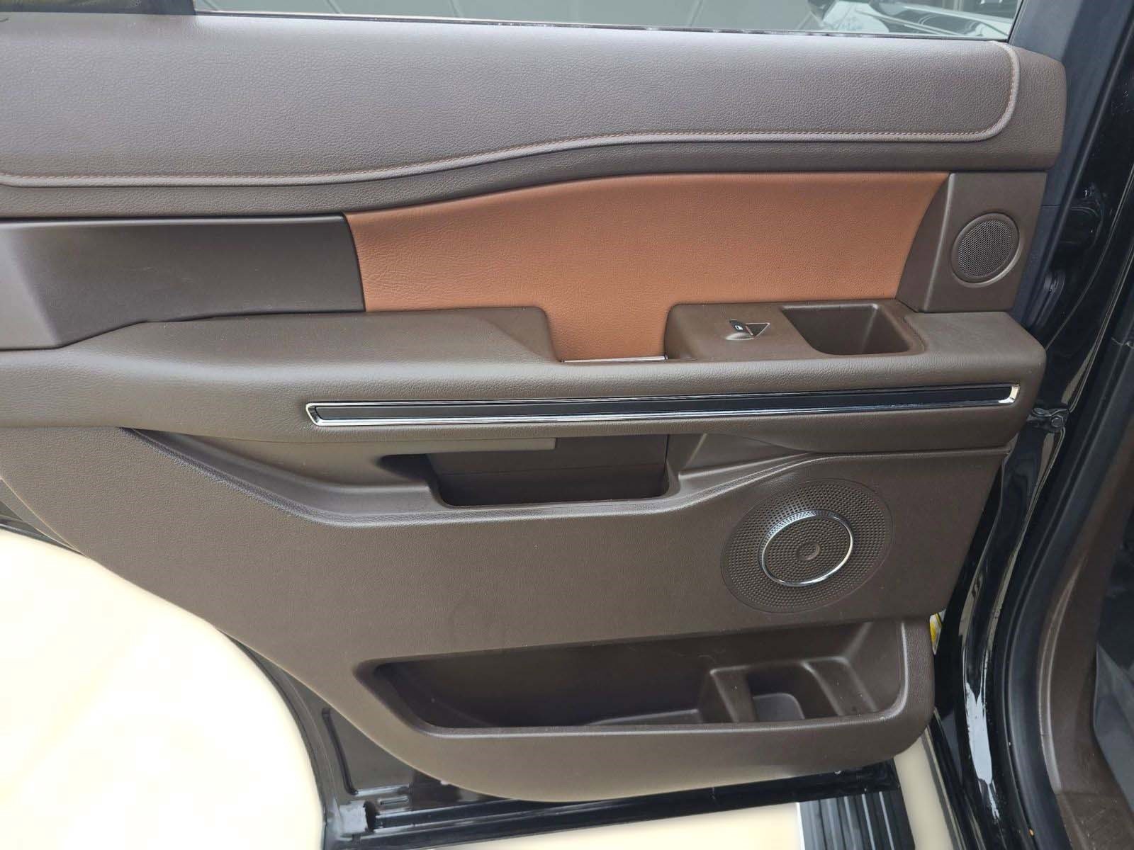 Used 2022 Ford Expedition King Ranch image 21