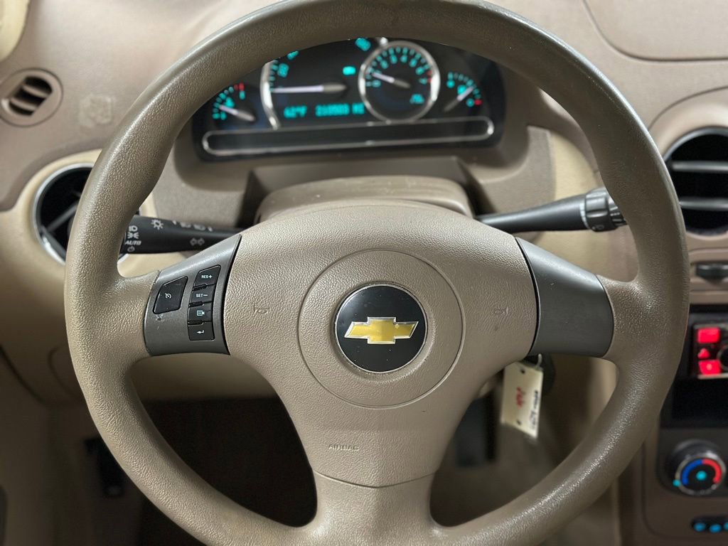Used 2006 Chevrolet HHR LT image 3