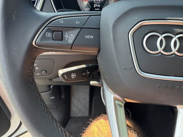 Certified 2025 Audi Q5 2.0T Premium w/ Convenience Plus Package image 23