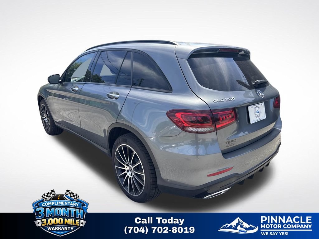 Used 2021 Mercedes-Benz GLC 300 w/ AMG Line image 7