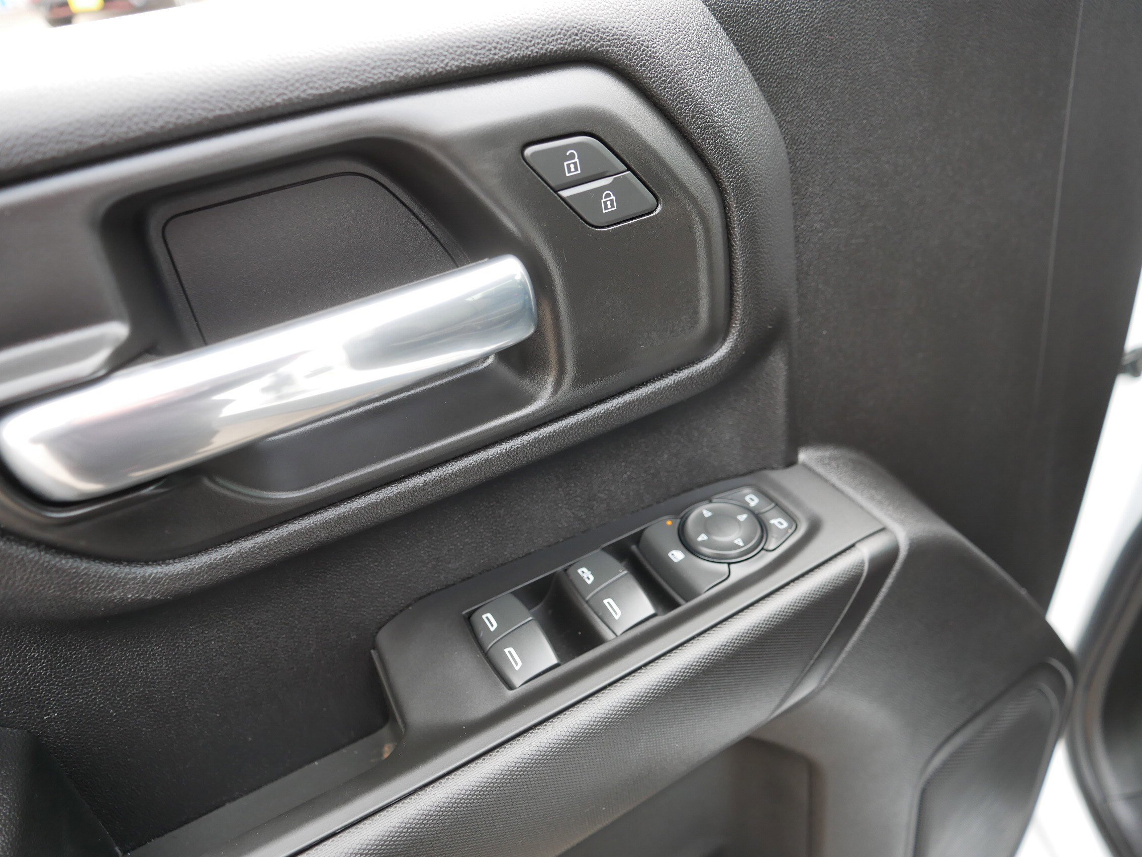 Used 2025 GMC Sierra 2500 Pro w/ Convenience Package image 19