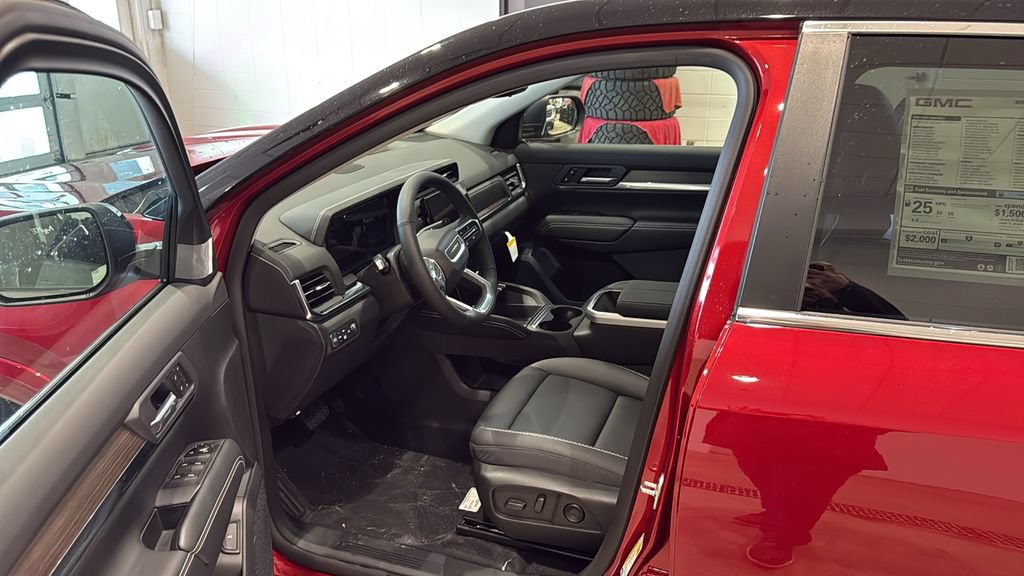 Used 2026 GMC Terrain Denali w/ LPO, Floor Liner Package AWD/4WD image 21