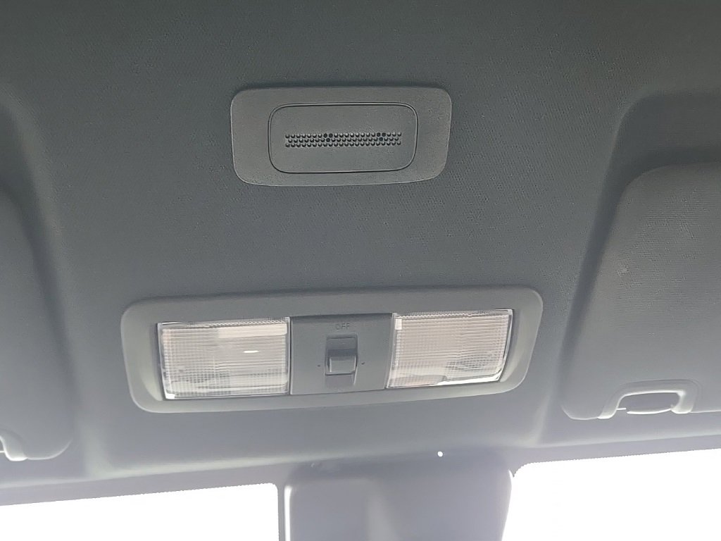 Used 2023 Nissan Frontier SV w/ Midnight Edition Package image 23